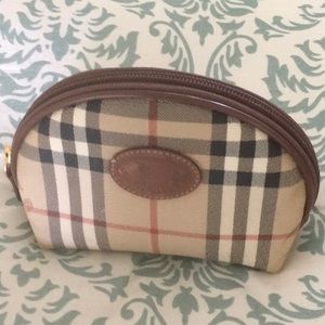 Burberry make up pouch Nova plaid